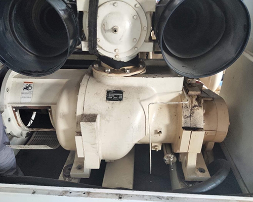 登?？諌簷C(jī)主機(jī)機(jī)頭大修